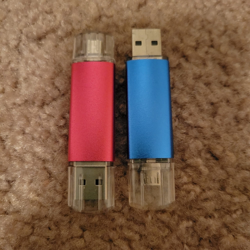 64 GB Micro Flash Drives Blue Pink